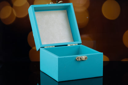 Sea green mini trunk