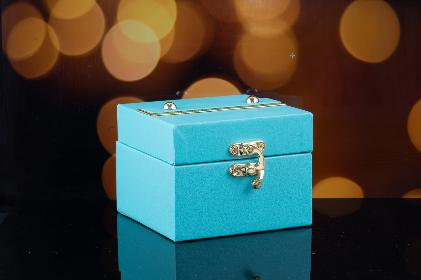 Sea green mini trunk