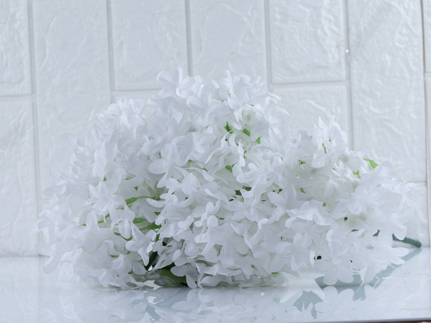 White mini flower filler