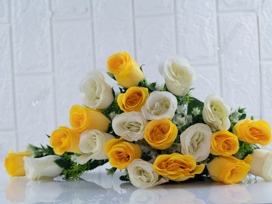 Dual yellow cream rose bunch